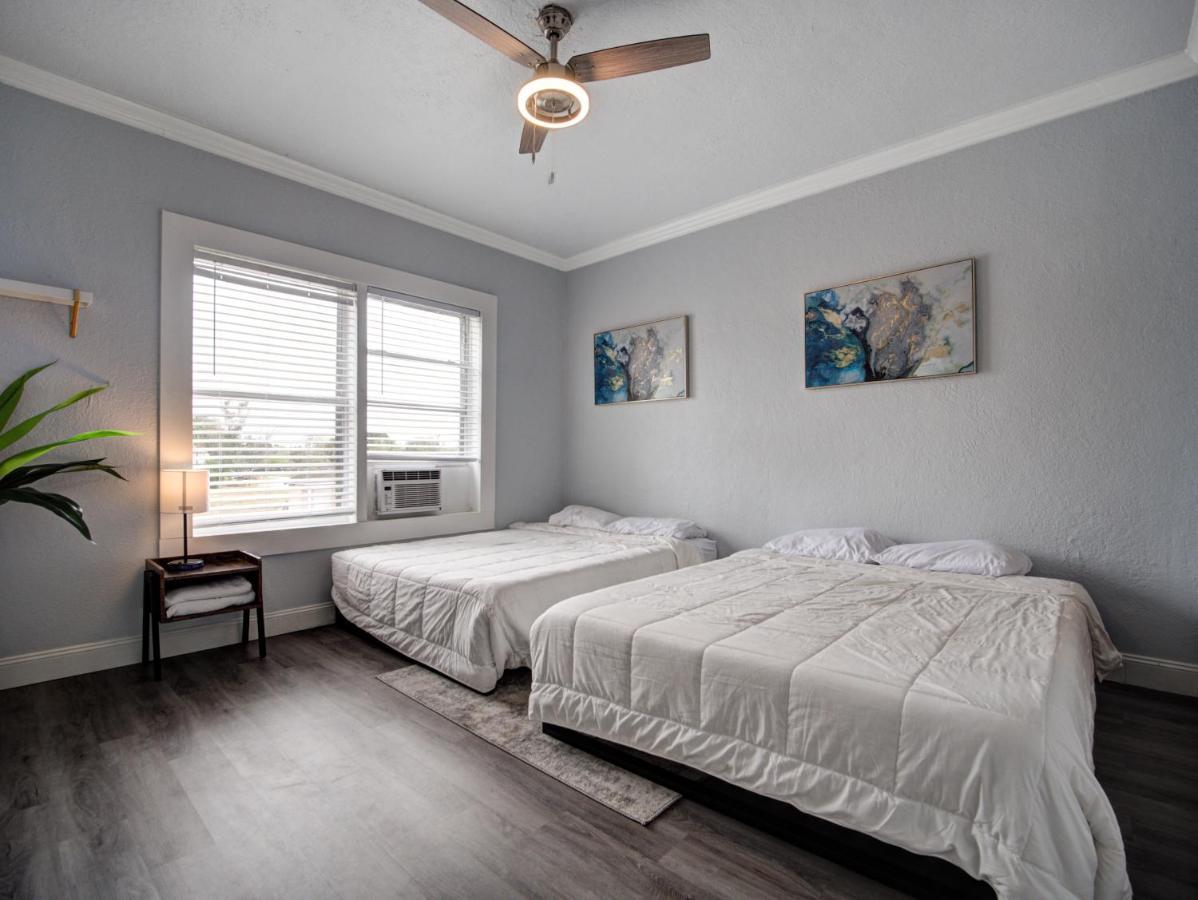 Modern Westshore Apartment Tampa Exterior foto